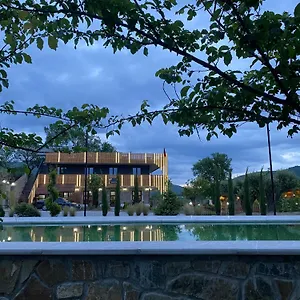 Restaurant Natyra E Qete Hotel